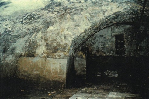 img074-1.jpg